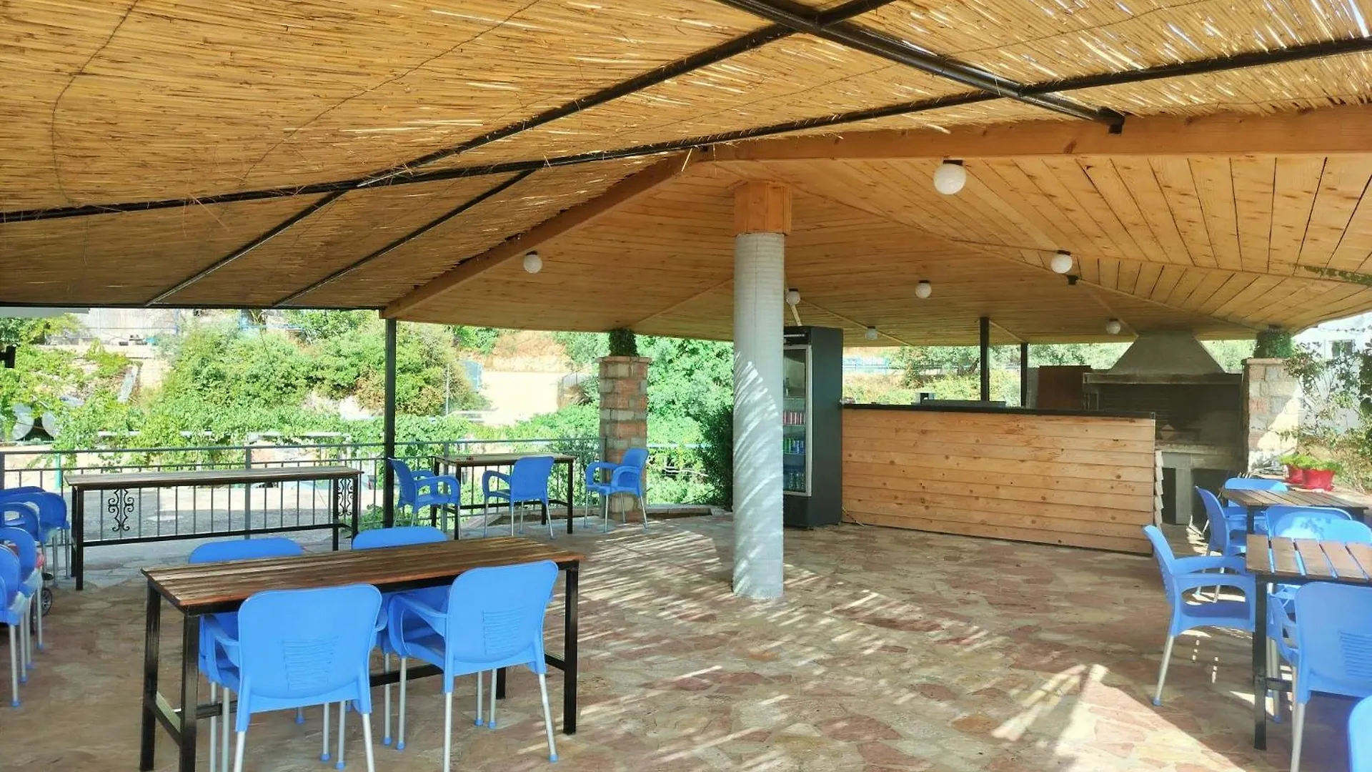 Hotel Krisl Piqeras